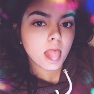 Meet your Posher, Samantha